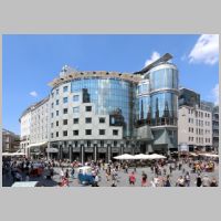 Haas-Haus am Stock-im-Eisen-Platz in Wien, 1985–1990, photo C.Stadler, Bwag  Wikipedia.JPG